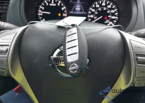 2016 Nissan Altima 2.5 Sv из США, поврежденный, VIN 1N4AL3AP9GC183535